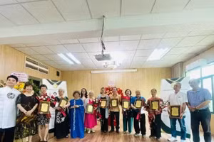 The commemorative medal “For the Cause of Vietnamese Music Performance” is presented to artists with significant contributions to the country’s music.