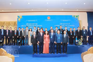 Delegates attend the forum on investment, trade and tourism cooperation to promote East–West Economic Corridor (EWEC) connectivity. (Photo: VNA)