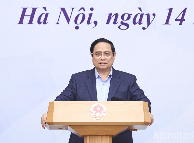 Prime Minister Pham Minh Chinh delivers a keynote address at the conference.