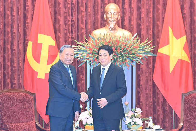 General Secretary To Lam and President Luong Cuong at the new Presidential Office Headquarters. General Secretary To Lam and President Luong Cuong at the new Presidential Office Headquarters.