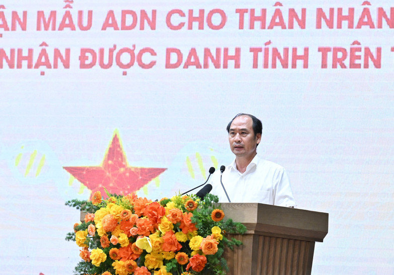 Deputy Minister of Home Affairs Nguyen Van Hoi delivers a presentation. l9.jpg