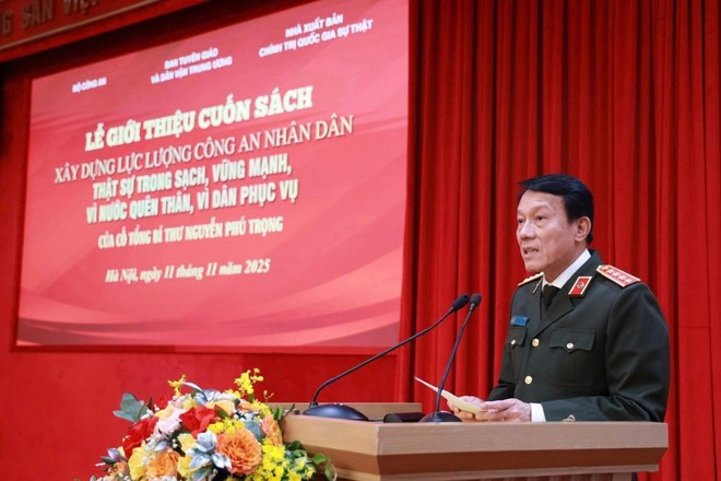 Minister of Public Security General Luong Tam Quang Quang addresses the launching ceremony on November 11. (Photo: VNA)