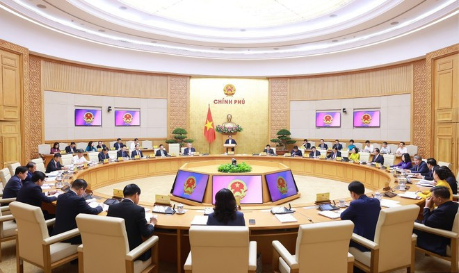 An overview of the Government regular meeting for May in Ha Noi on June 4. (Photo: VNA) An overview of the Government regular meeting for May in Ha Noi on June 4. (Photo: VNA)
