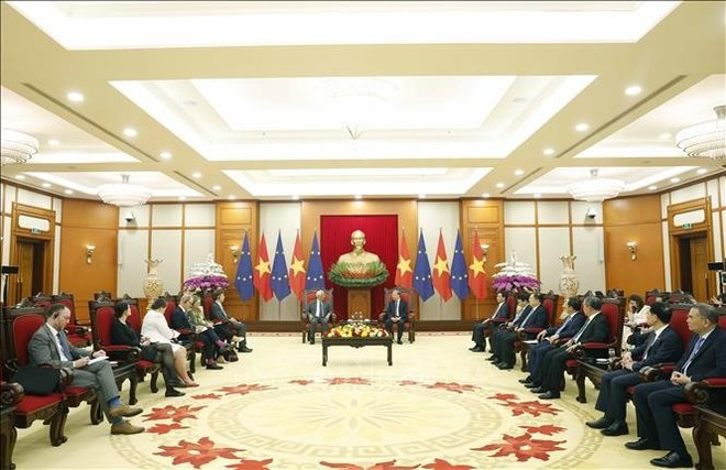 At the meeting between Party General Secretary To Lam and EC President António Costa (Photo: VNA)