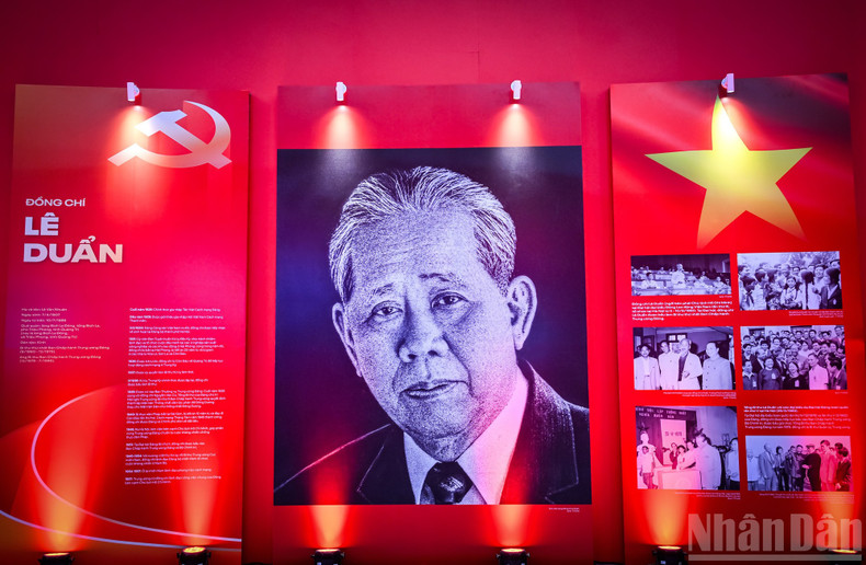 Portrait of General Secretary Le Duan (held office from September 1960 to July 1986). p9.jpg