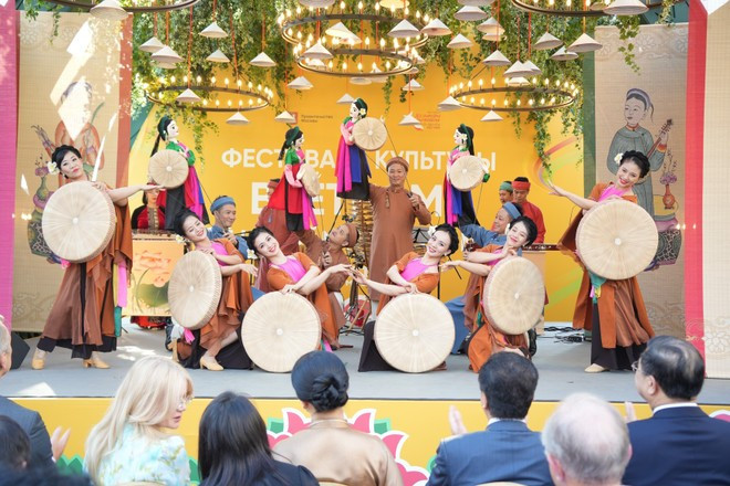 An art performance at the Vietnamese Cultur Festival in Moscow (Photo: VNA) An art performance at the Vietnamese Cultur Festival in Moscow (Photo: VNA)