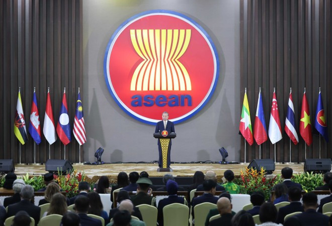 Party General Secretary To Lam deliveres a speech at the ceremony commemorating the 30th anniversary of Viet Nam's accession to ASEAN in Jakarta, Indonesia, on March 10, 2025. (Photo: VNA)