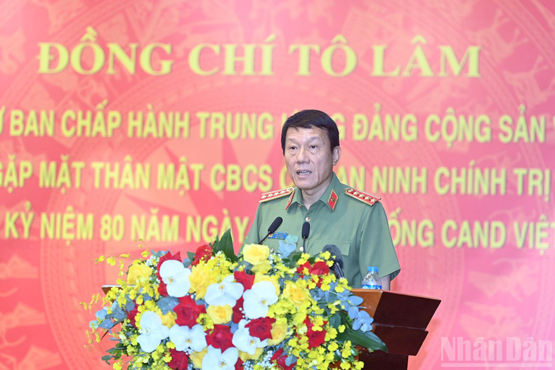 General Luong Tam Quang, Minister of Public Security, speaks at the event. l10.jpg