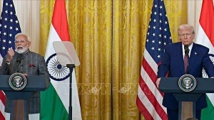 US President Donald Trump (right) and Indian Prime Minister Narendra Modi at a joint press conference in Washington. (Photo: ANI/VNA)