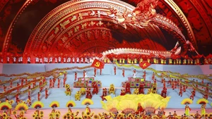 The Ha Noi event, themed “Under the glorious flag of the Party”, takes place at My Dinh Stadium on January 23 evening. (Photo: VNA)