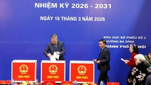 Party General Secretary To Lam casts his vote at Polling Station No. 2, Ba Dinh ward, Ha Noi. Photo: VNA