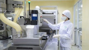 Traphaco Joint Stock Company applies an environmental management system in accordance with ISO 14001 standards, helping to control and minimise negative environmental impacts arising from its production activities. (Photo: MY HA)