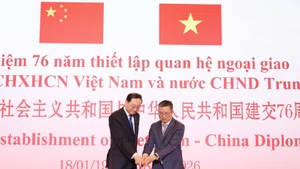 Vietnamese Ambassador Pham Thanh Binh (right) and Chinese Vice Minister of Foreign Affairs Sun Weidong at the ceremony marking the 76th anniversary of the establishment of Viet Nam-China diplomatic relations in Beijing on February 2. (Photo: VNA)