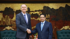 Prime Minister Pham Minh Chinh receives Martin Sommer, head of the IMF’s Article IV consultation mission team to Viet Nam, in Ha Noi on March 27. (Photo: VNA)