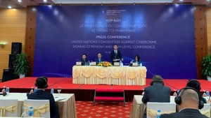 A press conference announces the signing ceremony of the Ha Noi Convention.