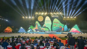 A view of the opening ceremony of the Red River – Lao Cai Festival 2025.