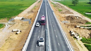 Bai Vot–Ham Nghi Expressway project.