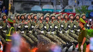 [In Photos] Impressive joint rehearsal of parade for National Day celebration