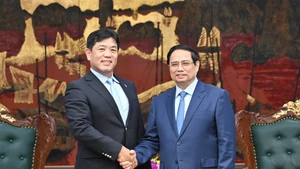 Prime Minister Pham Minh Chinh receives Yukihito Honda, CEO of Japanese Sumitomo Corporation’s Urban Infrastructure Development Group.