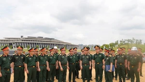 General Phan Van Giang inspects the construction progress of the International Soldiers Memorial Project at the Vietnam Military History Museum. (Photo: qdnd.vn)