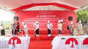 The project has a total investment of 60 billion VND and features a modern design, directly serving training and research.
