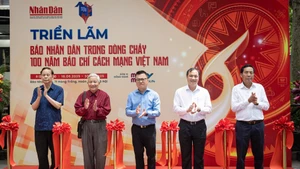 Launch event for special publications, dedicated pages and commemorative exhibition marking the 100th anniversary of Vietnamese Revolutionary Press. (Photo: SON TUNG)