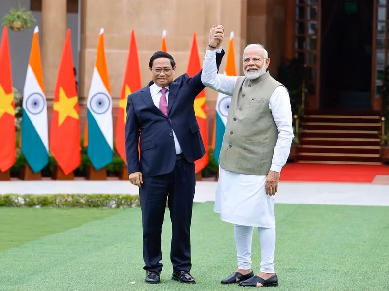 Prime Minister Pham Minh Chinh and Indian Prime Minister Narendra Modi (Photo: VNA)