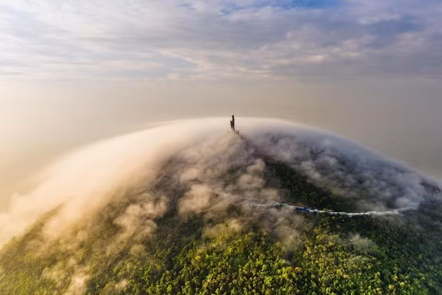 The winning photo of Tran Tuan Viet.