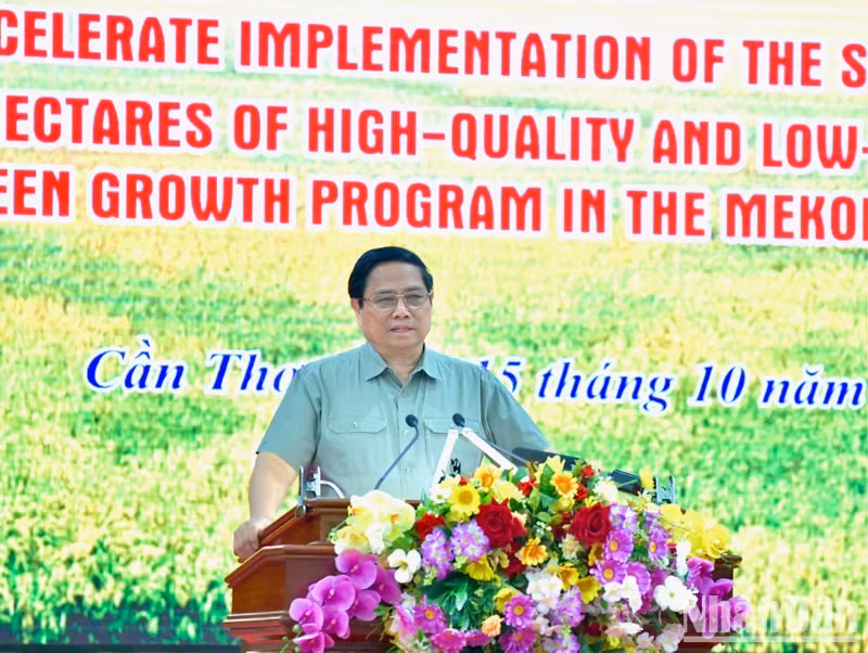 PM Pham Minh Chinh speaks at the event (Photo: NDO)