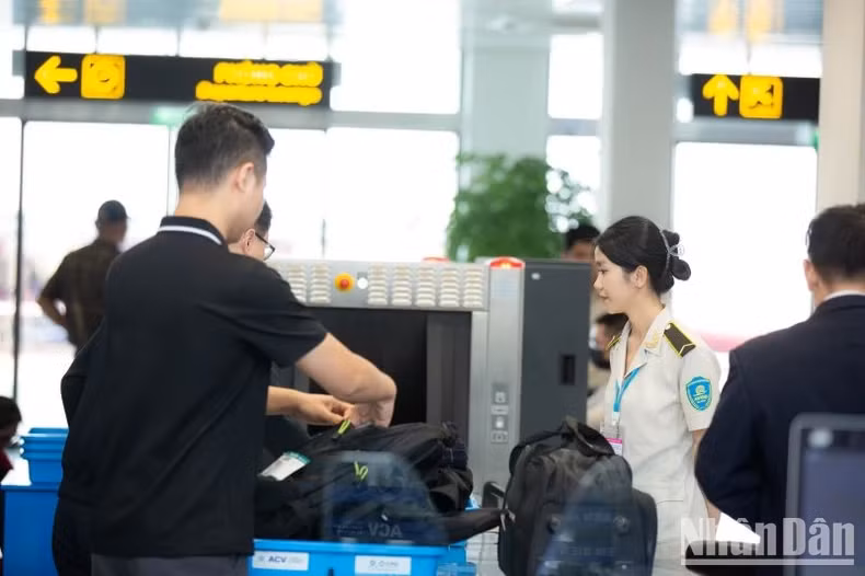 The airport has received 69,900 passengers during the past four months.