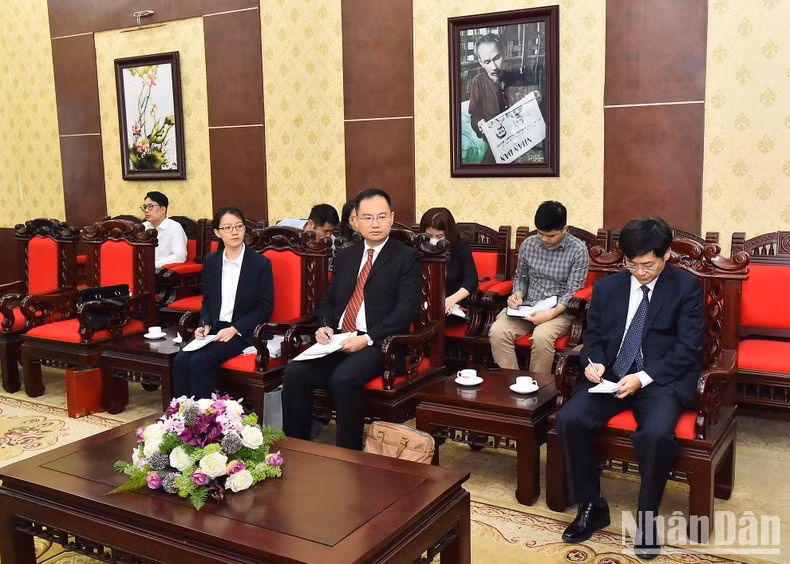 Members of the Chinese delegation attend the meeting.