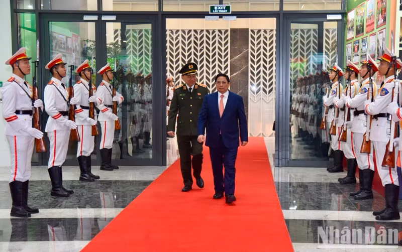 Prime Minister Pham Minh Chinh attends the conference.