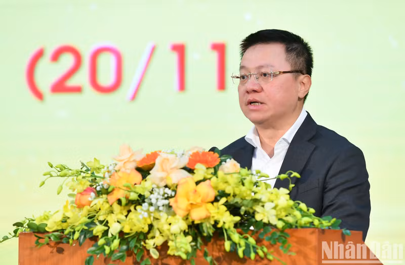 [In Pictures] Media agencies celebrate Vietnamese Teachers’ Day ảnh 2