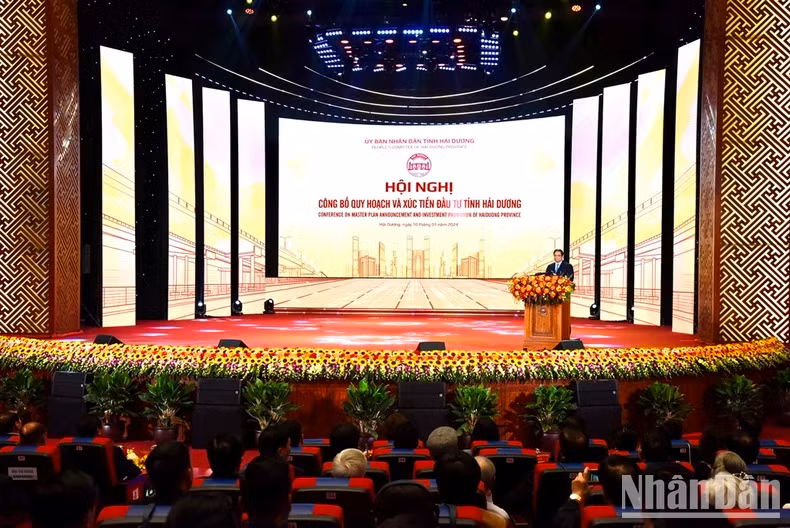 The Prime Minister requests that the implementation of planning must comply with the Party's policies and guidelines, including the provisions of law.