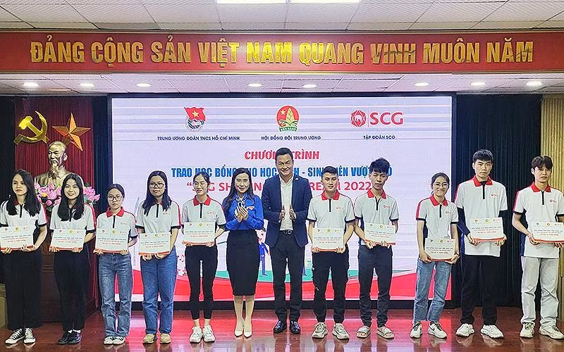 Scholarships presented to disadvantaged students.