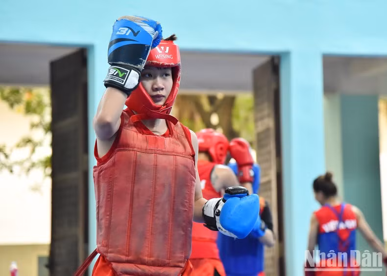 The athletes of the team are all good individuals, having won gold medals at the national congresses, so the coaching team aims to reach the finals in all weight classes.