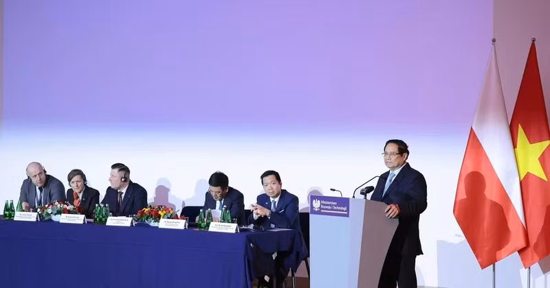 PM Pham Minh Chinh speaks at the event (Photo: VNA)