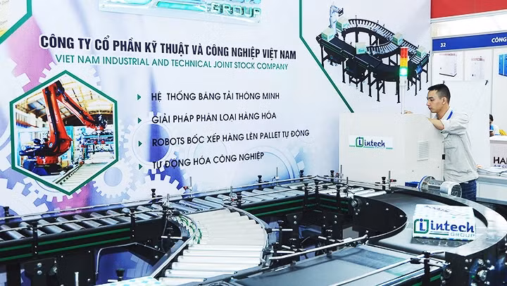 Intech Group's production and business performance increased by 30% in the first three months of the year compared to the same period last year. (Photo: Bac Son)
