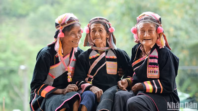 Unique features in the attire of Ha Nhi women in Pa Pang Village, Nam Ban Commune, Nam Nhun District, Lai Chau Province