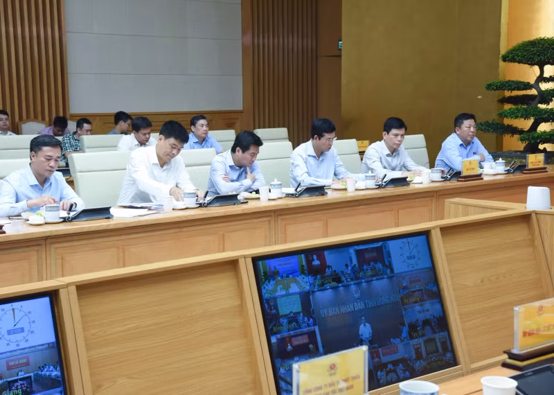 Delegates attending the meeting.