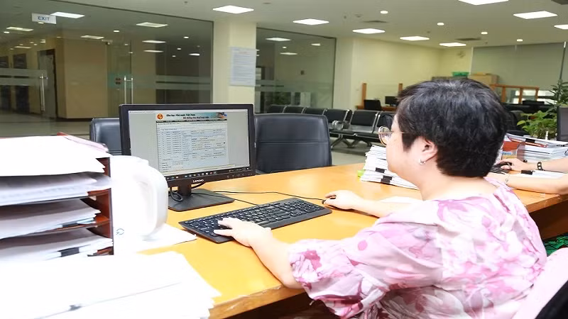 Proactive efforts to support automated personal income tax refunds