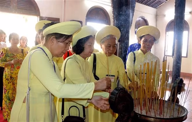 At the Hung Kings commemoration in Vinh Long (Photo: VNA)