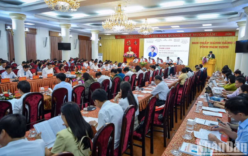 National scientific conference with the theme "Green Economic Development - Theory and Practice" receives 168 articles from scientists, managers, ministries, branches and localities.