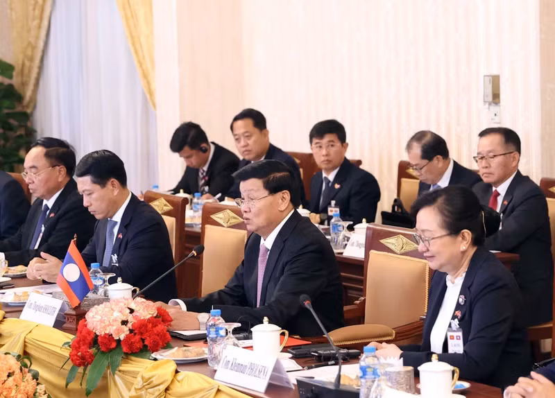 Lao Party General Secretary and President Thongloun Sisoulith speaking at the event.