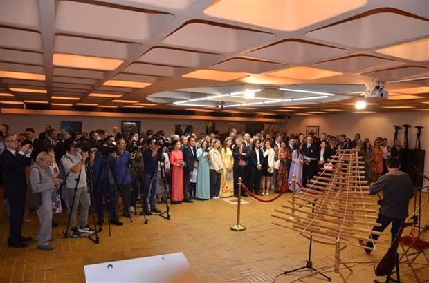 Vietnamese Embassy in France celebrates Vietnam's National Day ảnh 1 Vietnamese Embassy in France celebrates Vietnam's National Day ảnh 1