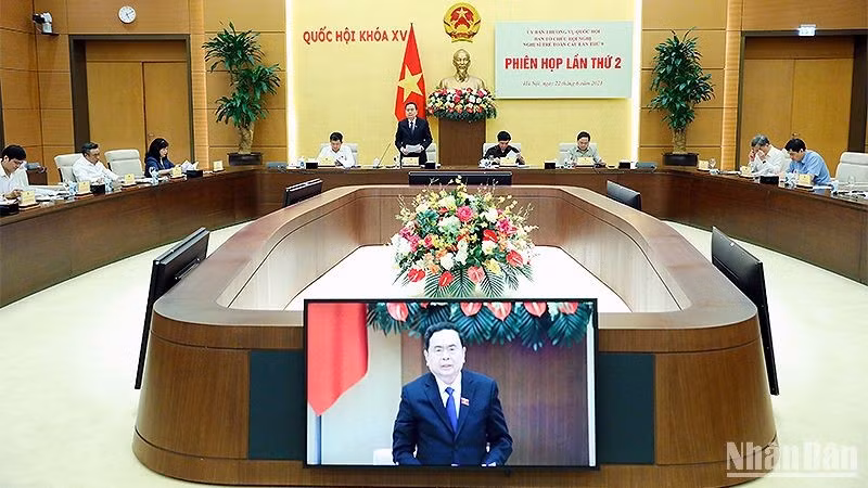 NA Standing Vice Chairman Tran Thanh Man addresses the second meeting of the organising committee for the ninth Global Conference of Young Parliamentarians on June 22. (Photo: NDO)
