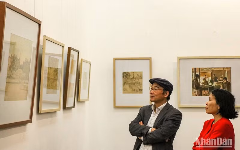 Visitors at the exhibition 