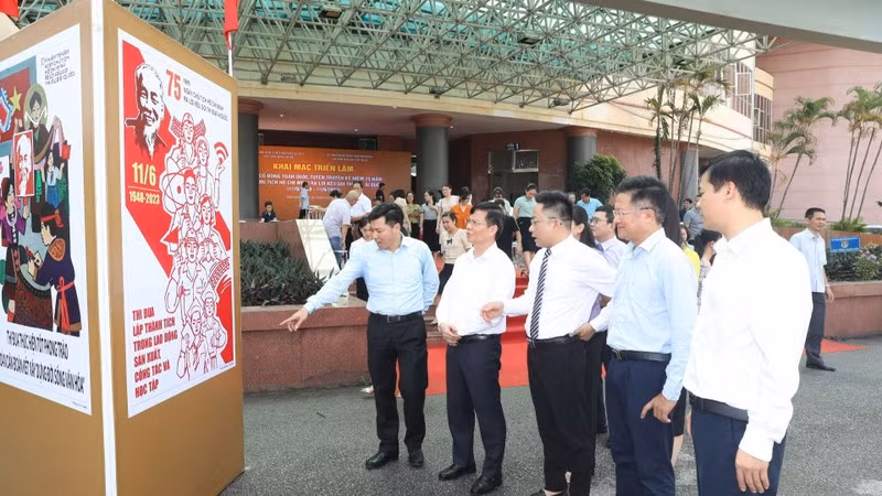 Visitors at the exhibition 