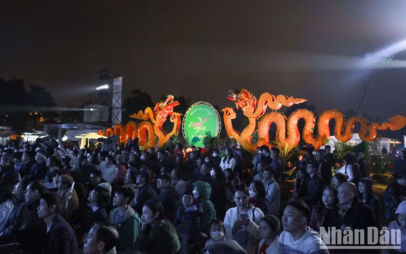 The programme attracted the participation of many poetry lovers, poets, writers and artists.