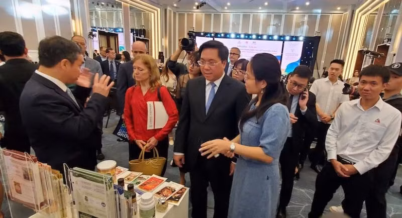 Forum seeks ways to improve SMEs’ competitiveness